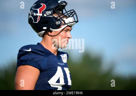 Houston Texans fullback Paul Quessenberry warms up before an NFL preseason  football game against the Tampa Bay Buccaneers Saturday, Aug. 28, 2021, in  Houston. (AP Photo/Justin Rex Stock Photo - Alamy