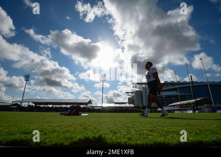 Houston Texans defensive lineman Derek Rivers (95) looks to make