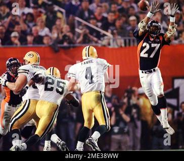 FILE: Steve Atwater of the Denver Broncos. (Photo by Cliff Welch/Icon  Sportswire) (Icon Sportswire via AP Images Stock Photo - Alamy