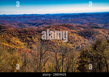 Autumn view from the Yadkin Valley Overlook on the Blue Ridge Parkway ...