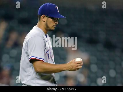 Texas Rangers' Robbie Grossman walks up to take his turn during batting  practice before a baseball game against the Kansas City Royals, Monday,  April 17, 2023, in Kansas City, Mo. (AP Photo/Reed