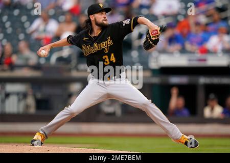 Pittsburgh Pirates first baseman Michael Chavis races to force out Tampa  Bay Rays' Ji-Man Choi (26) during a baseball game Saturday, June 25, 2022,  in St. Petersburg, Fla. (AP Photo/Steve Nesius Stock