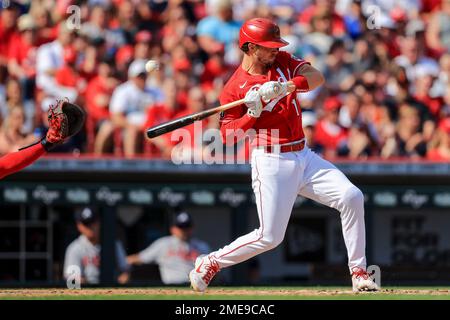 Cincinnati Reds' Kyle Farmer (17) reacts after being hit by a pitch during  a baseball game against the Atlanta Braves Saturday, July 2, 2022, in  Cincinnati. (AP Photo/Jeff Dean Stock Photo - Alamy