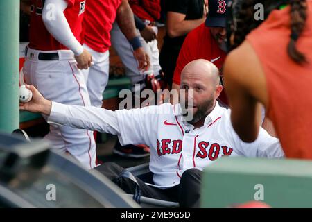 Dustin Pedroia to be honored by Red Sox June 25