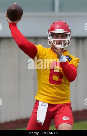 Kansas City Chiefs quarterback Shane Buechele (6) runs with the ball during  an NFL pre-season football game against the Washington Commanders Saturday,  Aug. 20, 2022, in Kansas City, Mo. (AP Photo/Peter Aiken