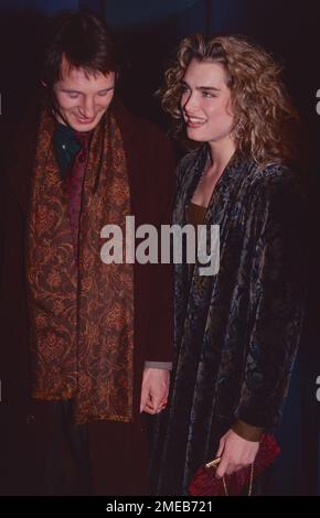 Brooke Shields and Liam Neeson in the early 90's. © RTTalesnick