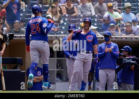 Chicago Cubs left fielder Joc Pederson (24) holds up his World Series ring  before a MLB game against the Los Angeles Dodgers, Thursday, June 24, 2021  Stock Photo - Alamy