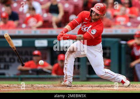 Yasiel Puig getting through Tucker Barnhart makes for a great visual