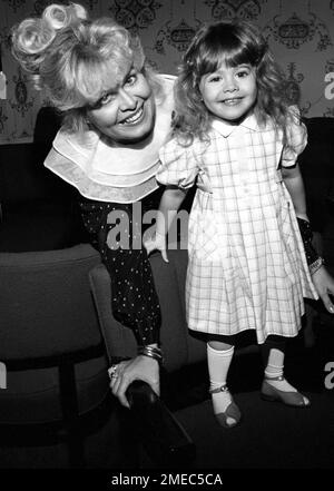 Sally Struthers and daughter Samantha at the Young Musicians Foundation