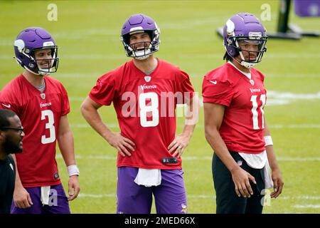 Minnesota Vikings rookies, including quarterback Kellen Mond, front right,  practice during NFL football rookie minicamp Friday, May 14, 2021, in  Eagan, Minn. (Elizabeth Flores/Star Tribune via AP Stock Photo - Alamy