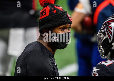 Atlanta Falcons wide receiver Jared Bernhardt (83) runs with the ball  against the New York Jets