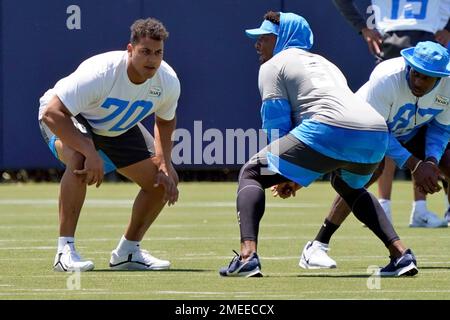 Tackle (70) Rashawn Slater of the Los Angeles Chargers blocks