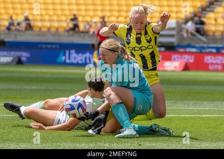 Wellington, New Zealand. 22nd Jan, 2023. Wellington, New Zealand, January 22nd 2023: Betsy Hassett (11 Wellington Phoenix) is seemingly knocked during the A League Womens game between Wellington Phoenix and Canberra United at Sky Stadium in Wellington, New Zealand. (Joe Serci - SPP) Credit: SPP Sport Press Photo. /Alamy Live News Stock Photo