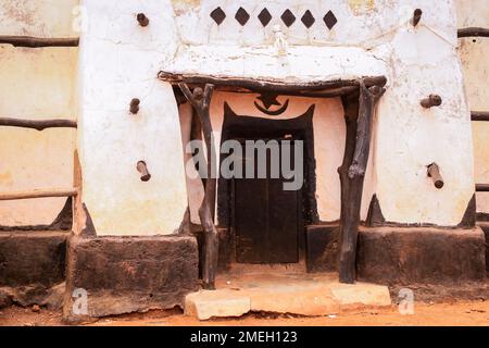 Entrance View to the Larabanga Mosque, oldest mosque in Ghana and one of the oldest in West Africa Stock Photo