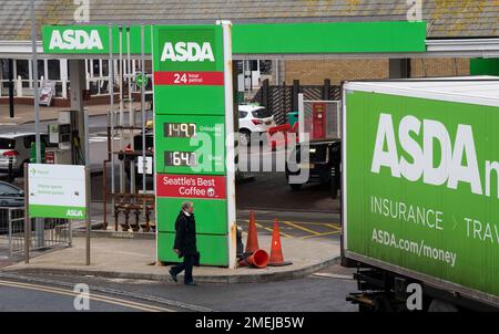 Brighton UK 24th January 2023 - Fuel prices at an Asda petrol station in Brighton have continued to fall with unleaded petrol dropping below £1.50 a litre : Credit Simon Dack / Alamy Live News Stock Photo