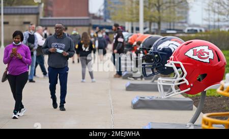 Cleveland Browns football fans enjoy pre-game tailgating parties in  downtown Cleveland, Ohio, USA Stock Photo - Alamy