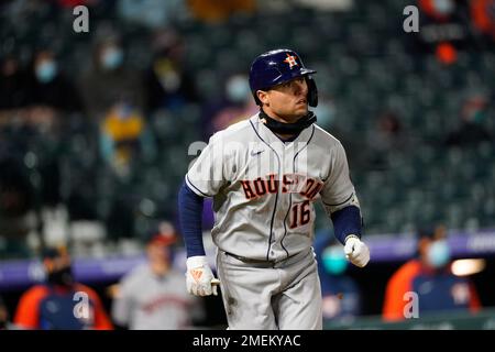 May 30, 2021: Astros first baseman Aledmys Díaz (16) makes a catch