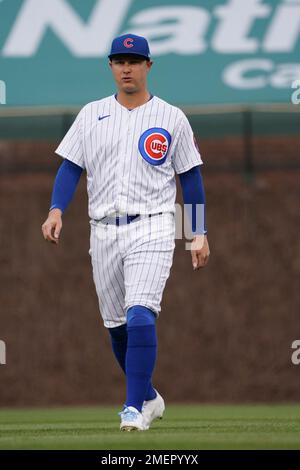 Los Angeles Dodgers center fielder Cody Bellinger (35) congratulates  Chicago Cubs left fielder Joc Pederson (24) after receiving his World  Series ring Stock Photo - Alamy