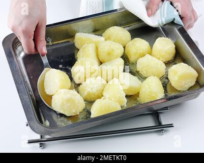 Goose fat jar hi-res stock photography and images - Alamy