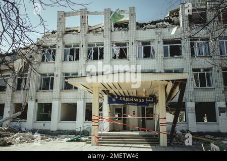 25th school destroyed by a Russian missile attack on 4 March at 9:30 h, Schytomir, Ukraine Stock Photo