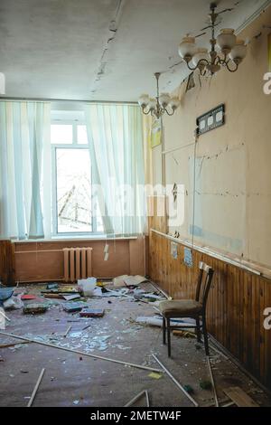 25th school destroyed by a Russian missile attack on 4 March at 9:30 h, Schytomir, Ukraine Stock Photo