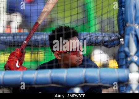 Atlanta Braves' William Contreras takes batting practice before a spring  training baseball game against the New York Yankees, Saturday, April 2,  2022, in Tampa, Fla. (AP Photo/Lynne Sladky Stock Photo - Alamy