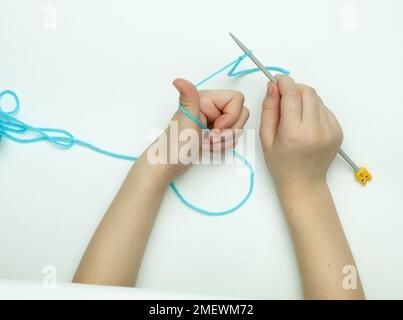 casting on knitting stitches Stock Photo - Alamy