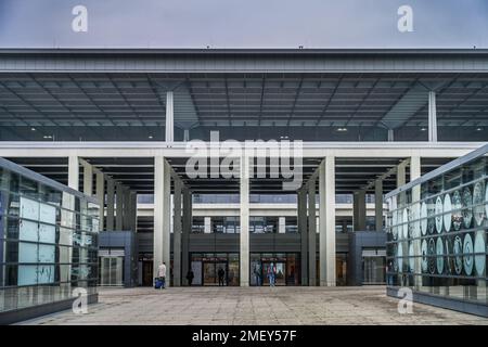 Hauptgebäude, Terminal 1, Flughafen BER, Berlin-Brandenburg, Deutschland Stock Photo