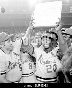 St. Louis Cardinals base-stealing great Lou Brock dies