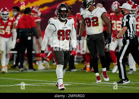 Tampa Bay Buccaneers nose tackle Steve McLendon (96) watches the Atlanta  Falcons line up during a NFL football game, Sunday, Sept.19, 2021 in Tampa,  Fla. (AP Photo/Alex Menendez Stock Photo - Alamy