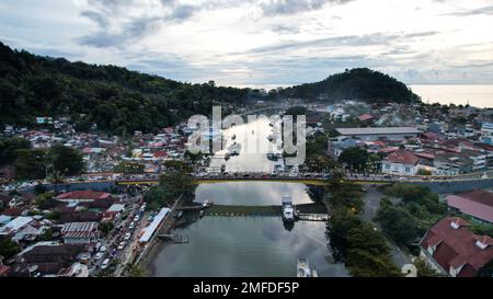 Aerial view of Sunrise scenery from the Siti Nurbaya Bridge, Jembatan Siti Nurbaya Padang, West Sumatera. Padang, Indonesia, January 25, 2023 Stock Photo