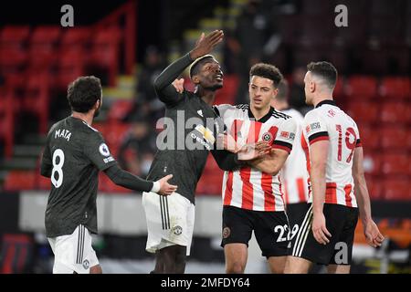 Sheffield United's Jack Robinson (right) tackles Tottenham Hotspur's Pedro  Porro during the Emirates FA Cup fifth round match at Bramall Lane,  Sheffield. Picture date: Wednesday March 1, 2023 Stock Photo - Alamy