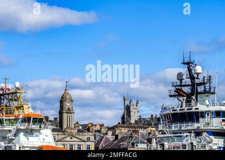 13 September 2022: Aberdeen, Scotland, UK - Aberdeen skyline, contrasting the traditional granite towers with the superstructures of modern offshore... Stock Photo