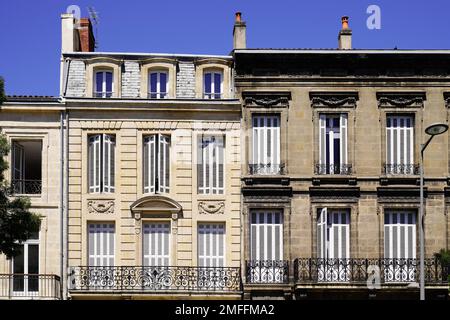 before and after comparison of cleaning building facade versus wash ...
