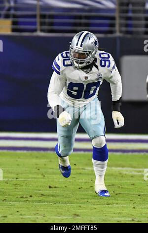 Dallas Cowboys defensive end DeMarcus Lawrence runs a drill during the NFL  football team's training camp Monday, July 31, 2023, in Oxnard, Calif. (AP  Photo/Mark J. Terrill Stock Photo - Alamy