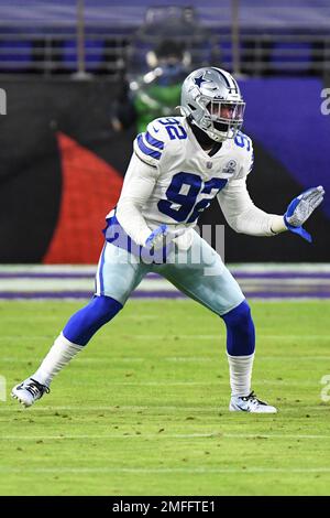 ARLINGTON, TX - DECEMBER 04: Dallas Cowboys defensive end Dorance Armstrong  (92) with the pass rush