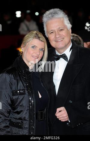 ARCHIVE PHOTO: The historian Guido KNOPP celebrates his 75th birthday on January 29, 2023, historian Guido KNOPP with his wife Gabriella, portrait, portrait, single image, cut single motif, red carpet, Red Carpet Show, 47th award of the Golden Camera, the film and TV prize of the HOERZU magazine in the Berlin publishing house of Axel Springer AG in Berlin on February 4th, 2012. ? Stock Photo