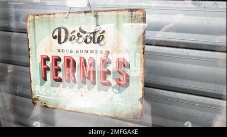 Plaque Métal Déco Vintage - EFFET RELIEF - FERME - Sorry We're Closed (20x30cm) - DÉCO