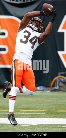 Cleveland Browns' Michael Dunn, Robert Jackson go on injured reserve