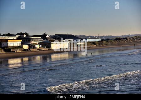 Pictures show a new ADLI discount superstore being constructed at the Salt Lake site, Porthcawl, Bridgend, South Wales. Stock Photo