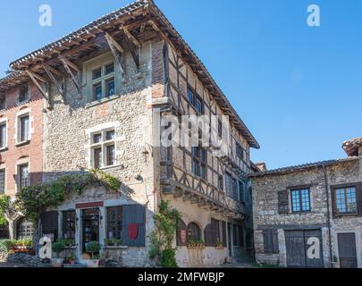 Street scene in Pérouges, France Stock Photo - Alamy