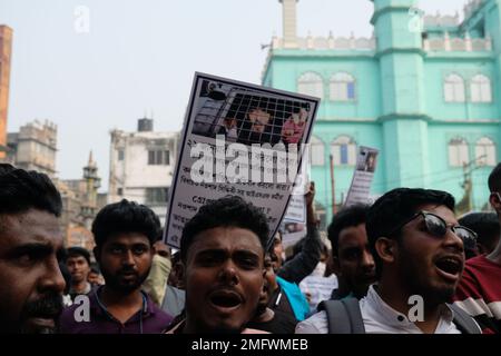 Kolkata, India. 25th Jan, 2023. Indian Secular Front (ISF) supporters holding placards march on the street during the protest against the arrest of the party leader Naushad Siddiqui and 17 workers following a clash with police on 21st January. Credit: SOPA Images Limited/Alamy Live News Stock Photo