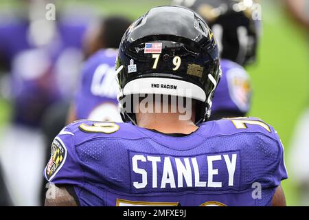 Cincinnati Bengals defensive end Trey Hendrickson (91) talks to Baltimore  Ravens offensive tackle Ronnie Stanley (79) during an NFL football game,  Sunday, Jan. 8, 2023, in Cincinnati. (AP Photo/Emilee Chinn Stock Photo -  Alamy