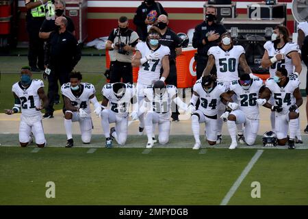 Darius Slay, Rodney McLeod among Eagles who kneel during national