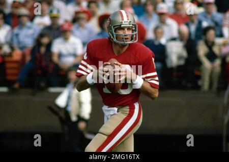 Joe Montana San Francisco 49ers quarterback at the 1989 Super Bowl Stock  Photo - Alamy