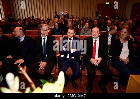 Festakt anlässlich des Leitungswechsels im Senckenberg Forschungsinstitut Görlitz, der scheidende Institutsleiter Prof. Dr. Willi Xylander und sein Na Stock Photo