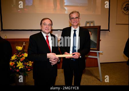 Festakt anlässlich des Leitungswechsels im Senckenberg Forschungsinstitut Görlitz, der scheidende Institutsleiter Prof. Dr. Willi Xylander und sein Na Stock Photo