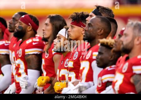 Kansas City Chiefs quarterback Patrick Mahomes (15) before the NFL Super  Bowl 54 football game against the San Francisco 49ers Sunday, Feb. 2, 2020,  in Miami Gardens, Fla. (AP Photo/Seth Wenig Stock Photo - Alamy