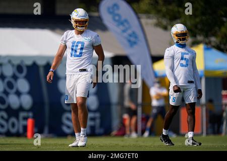 Los Angeles Chargers quarterback Justin Herbert (10) participates in a  drill during the NFL football team's training camp, Saturday, July 29,  2023, in Costa Mesa, Calif. (AP Photo/Ashley Landis Stock Photo - Alamy