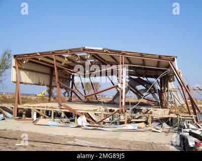 Marine Safety Unit Baton Rouge - The City - 26-HK-383-50. Hurricane Katrina Stock Photo